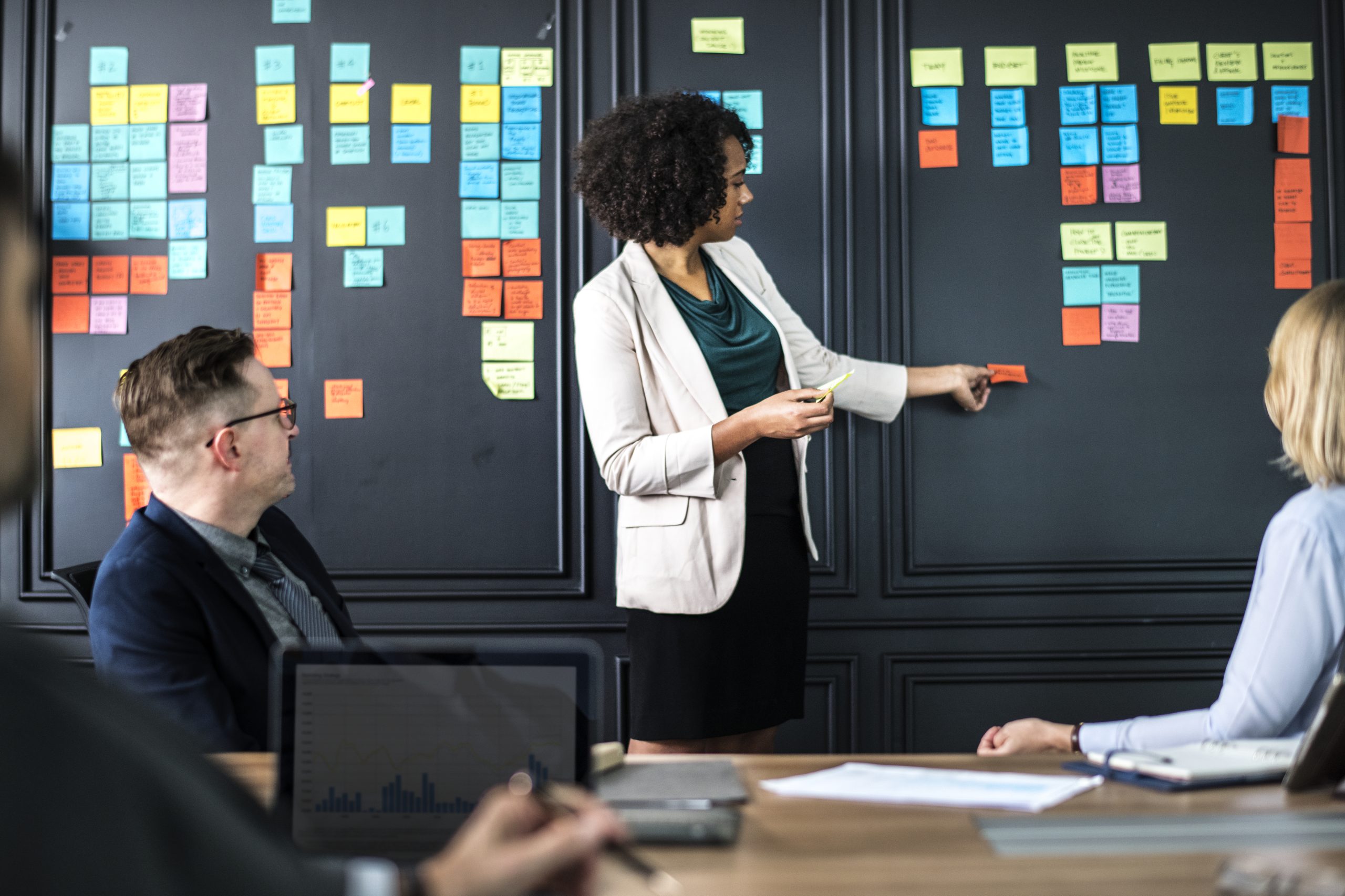 business people meeting scaled